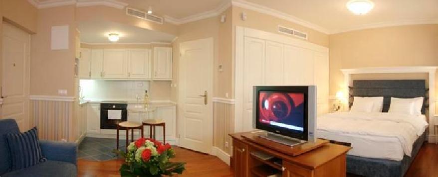 Hotel Queen's Court  budapest