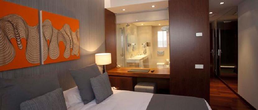 Hotel Carris Marineda  la corogne
