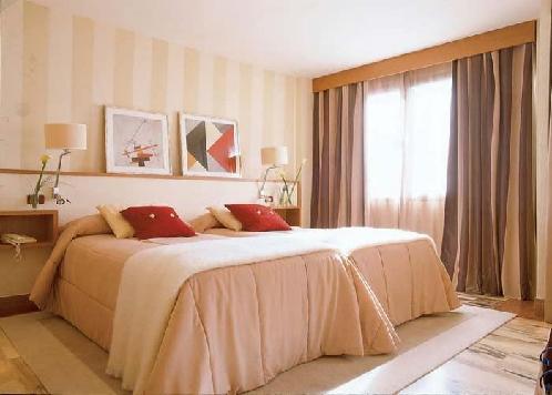 Rafaelhoteles Orense  madrid
