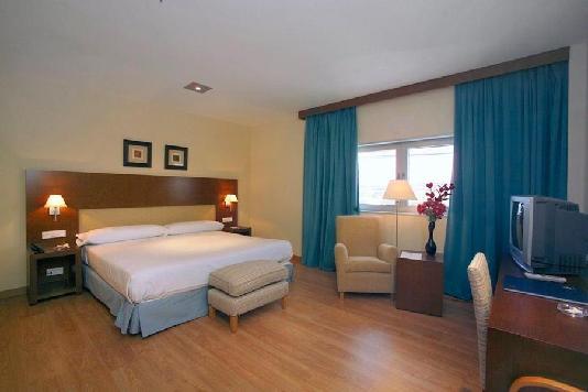 H�tel Husa Las Ca�as  la rioja